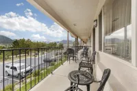 Best Western Plus Silver Saddle Inn - Mountain View