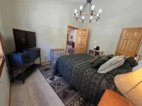 Welcome to Cozy Doo's Casa -A Warm, Woodsy Getaway in Angel Fire, NM - 4-Star