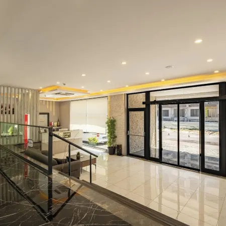 Laristone Suite Spa Hotel
