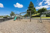 Opal Hot Springs & Holiday Park - 2-Sterne