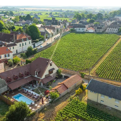 Hotel Les Deux Chevres Gevrey-Chambertin Hôtels à proximité de : CCI Côte d'Or