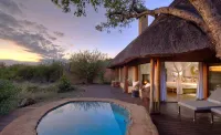 Rhulani Safari Lodge - Lodges