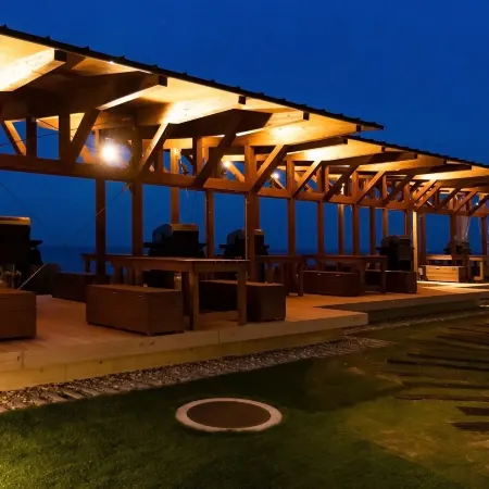 PICNIC GARDEN