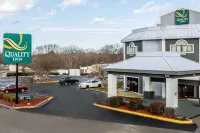 Quality Inn & Suites - 2 étoiles