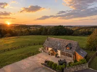 Longdale Barn - 2-Star