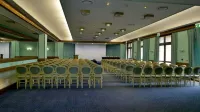 501 Hotel - Parking