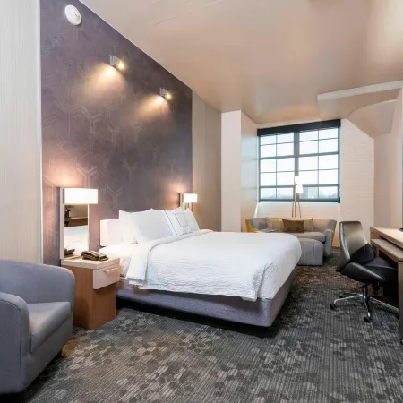 Courtyard Waterloo Cedar Falls