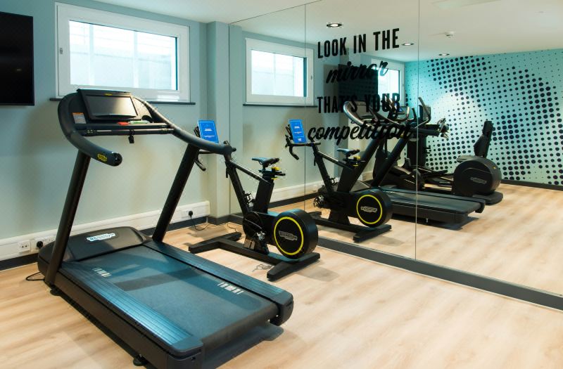 Hampton by Hilton London Park Royal photo 4