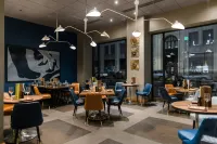 柯蒂斯丹佛 - 希爾頓逸林酒店 - 停車場