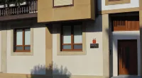 GUERNICA Suites Downtown - Homestays