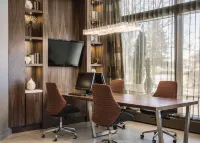 Holiday Inn WINNIPEG-SOUTH by IHG - Business