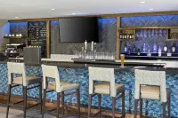 The Cove Hotel - bar