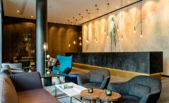 Motel One Köln-Neumarkt