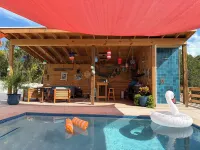 Fair Winds: Tropical Beach House, Stunning Ocean View, Pool, Steps to the Beach! - С бассейном