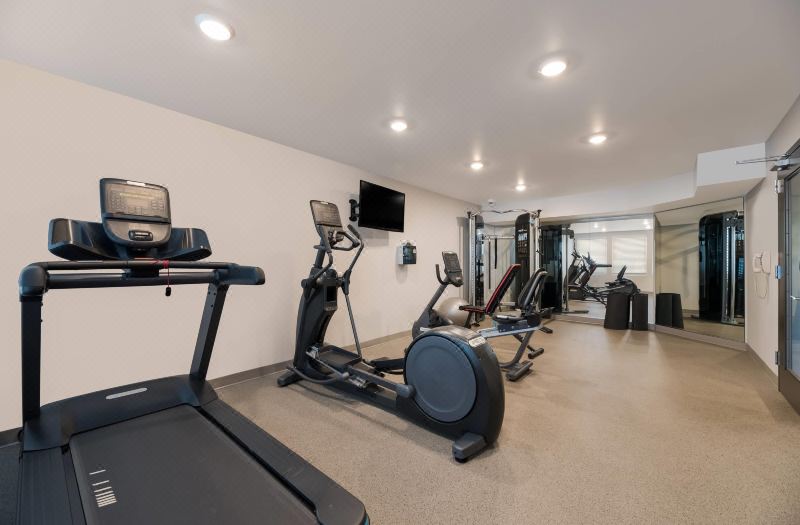 WoodSpring Suites Phoenix-Deer Valley photo 2