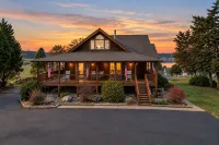 Dog-friendly, Lake View Cabin w/ Furnished Decks, Ping-pong & Darts - Wifi