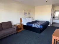 Applegate Inn - Motels
