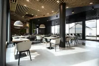 Air Hotel - พร้อมอาหารเช้า