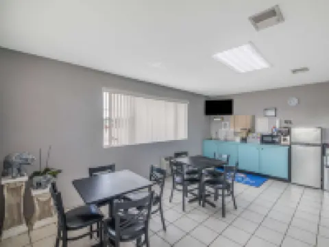 Americas Best Value Inn-Giddings Hotels in Giddings