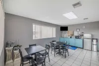 Americas Best Value Inn-Giddings