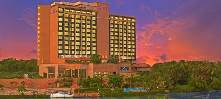 Crowne Plaza KOCHI by IHG Hotels in Ernakulam