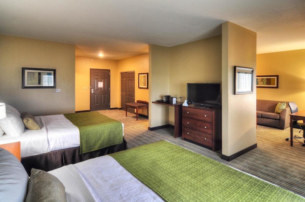 Best Western Plus Patterson Park Inn