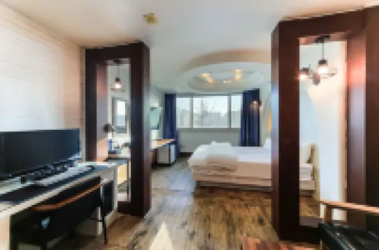 Busan Hwamyeong-Dong Sky 鄰近釜山漁村民俗館的酒店