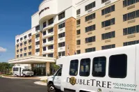 DoubleTree by Hilton Dulles Airport - Sterling