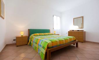 Alghero, Villa Mimosa with Garden for 67 People