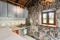 Traditional Stone House Adrian - Homestays