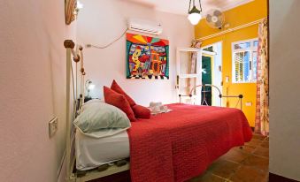 Casa Sarahi, Room 3, Beautiful Bedroom at Trinidad's Heart