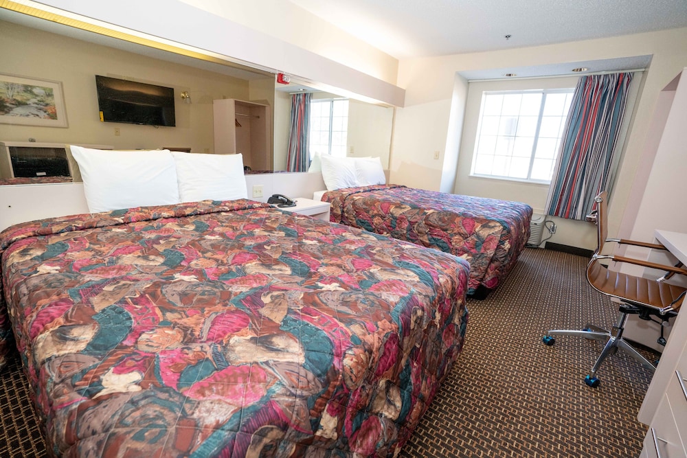 Regency Inn & Suites