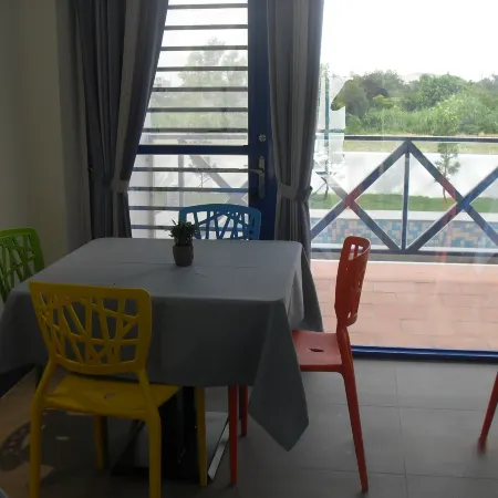 Bay Villa Hall