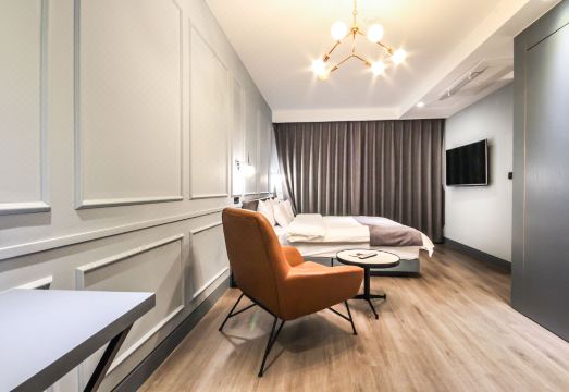 3. 광주(송정) H..