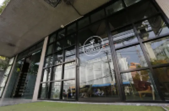 โรงแรมควิป เบดแอนด์เบรคฟาสต์ ภูเก็ต