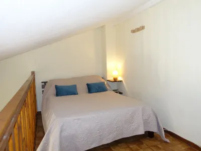 Les Amandines Hotels near CATAMARAN PORT GRUSAN
