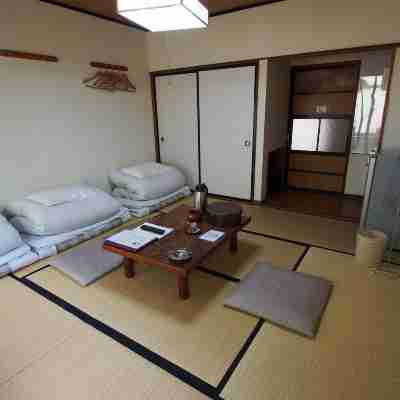 酸湯溫泉旅館 Rooms