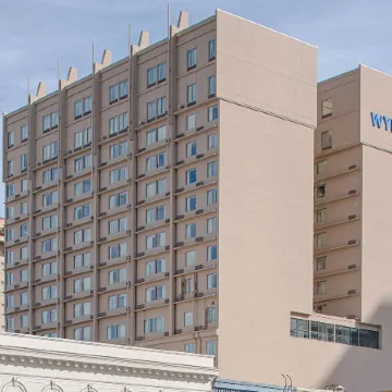 Wyndham New Orleans - French Quarter Отели рядом с достопримечательностью «Презервашен Холл»