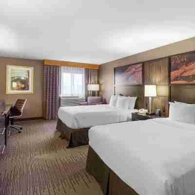 DoubleTree by Hilton Downtown Wilmington - Legal District Rooms