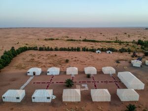 Sahara Shooting Stars Camp