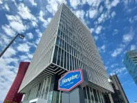 巴塞隆拿費拉格蘭維亞希爾頓歡朋酒店 鄰近La Farga Centro Comercial的酒店