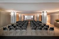 Tombolo Talasso Resort فنادق في Castagneto Carducci