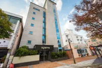Yeosu MJ Hoteles cerca de Templo budista Seokcheon