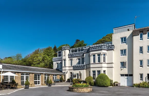 斯特拉代公園酒店