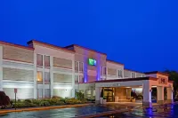 Holiday Inn Express Ramsey-Mahwah