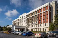 Holiday Inn Express ATLANTA AIRPORT-COLLEGE PARK by IHG - موقف سيارات