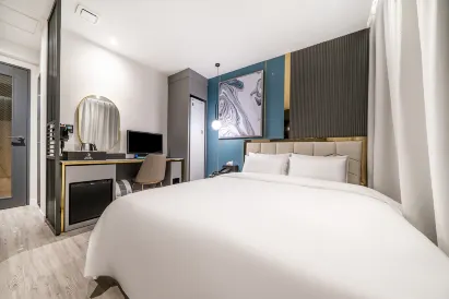 Wonju Hotel on the moon