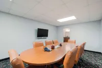 Quality Inn & Suites Conference Center Statesboro Historic District Hotels in Statesboro