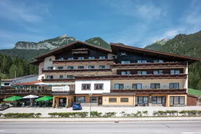Alpenhotel Edelweiss Hotels in Schwaz