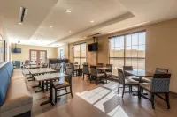 Comfort Inn & Suites - Harrisburg Airport - Hershey South - breakfast